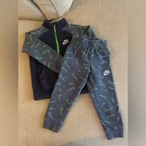 2 Kids Nike Sweat Suit